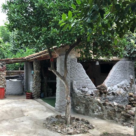 Mzeos House Otel Batum Dış mekan fotoğraf