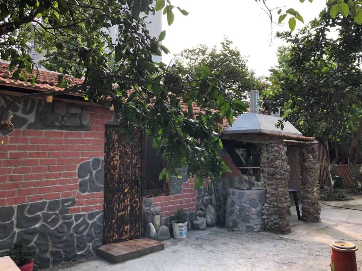 Mzeos House Otel Batum Dış mekan fotoğraf